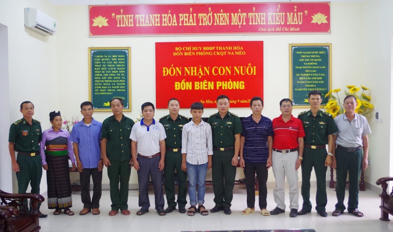 BĐBP Thanh Hóa nhận 9 cháu học sinh có hoàn cảnh khó khăn làm con nuôi